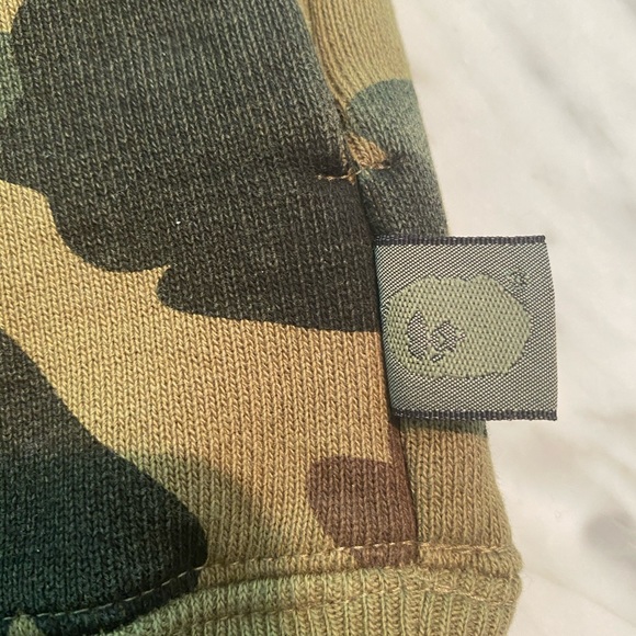BAPE camo authentic sweatshirt!  New w tags! - Picture 6 of 11